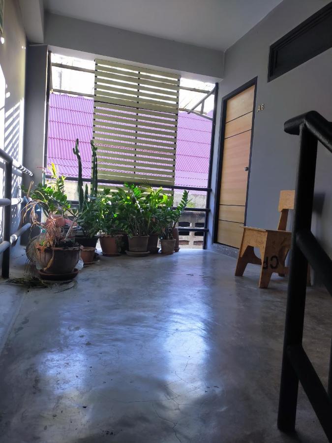 9 Hostel Chiang Mai Eksteriør bilde