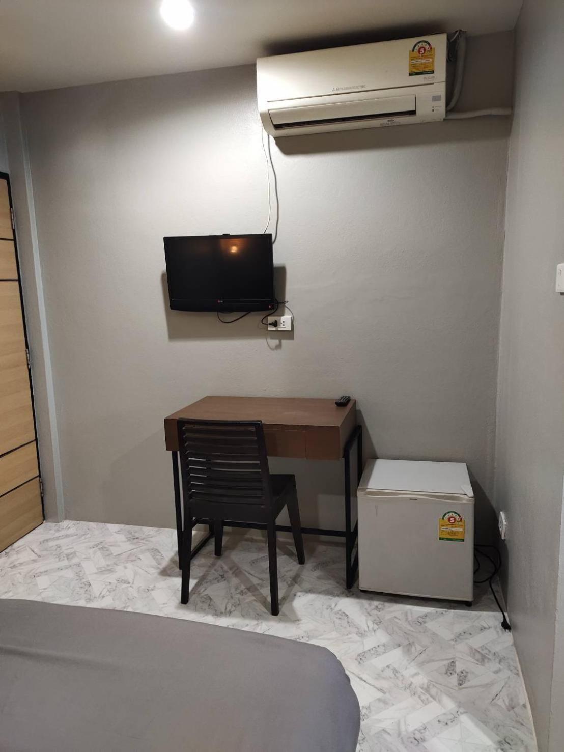 9 Hostel Chiang Mai Eksteriør bilde