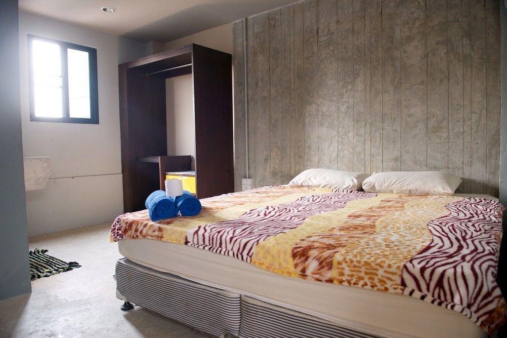 9 Hostel Chiang Mai Eksteriør bilde